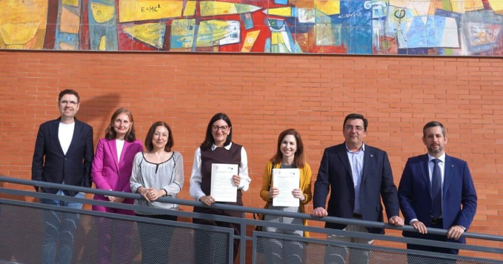 Gabitel y la UHU renuevan el convenio de la Cátedra Gabitel sobre el Hidrógeno para promover su uso